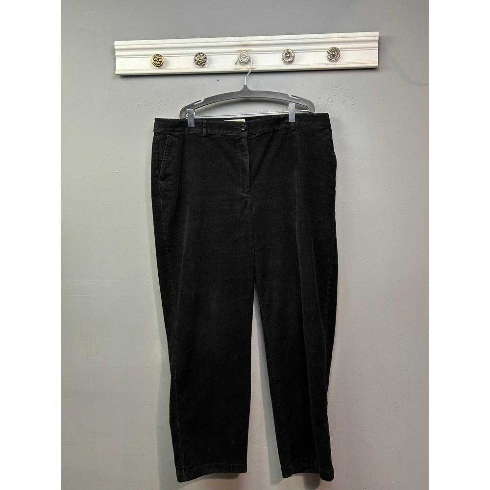 LL Bean Womens 18 Reg Black Corduroy Favorite Fit Straight Leg Pants 258621